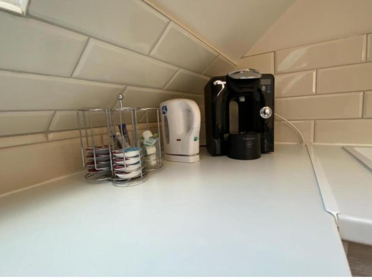 Quiet North London - 2 X Double Bedrooms - Close To Station And 20Mins Central London Totteridge Ngoại thất bức ảnh